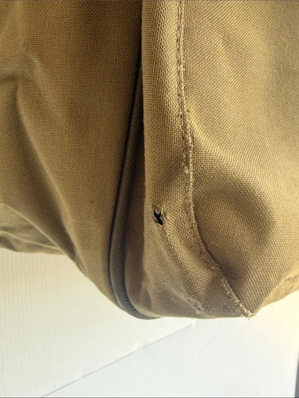 VINTAGE CALVIN KLEIN RUGGED CANVAS MESSENGER FLAP BAG CROSSBODY TRAVEL TAN